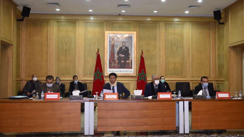 أعضاء مجلس جهة الشرق يصادقون بالاجماع على نقط جدول اعمال الدورة الاستثنائية